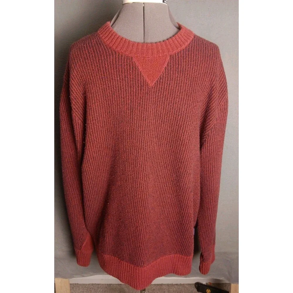Patagonia men red